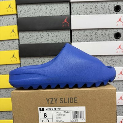 Yeezy Slide “Azure”