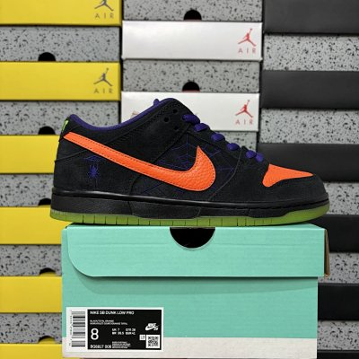 SB Dunk Low “Night of Mischief”