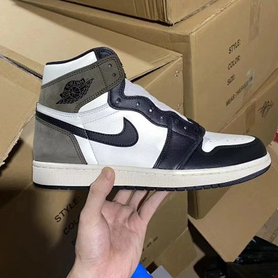 Air Jordan 1 High OG “Dark Mocha”