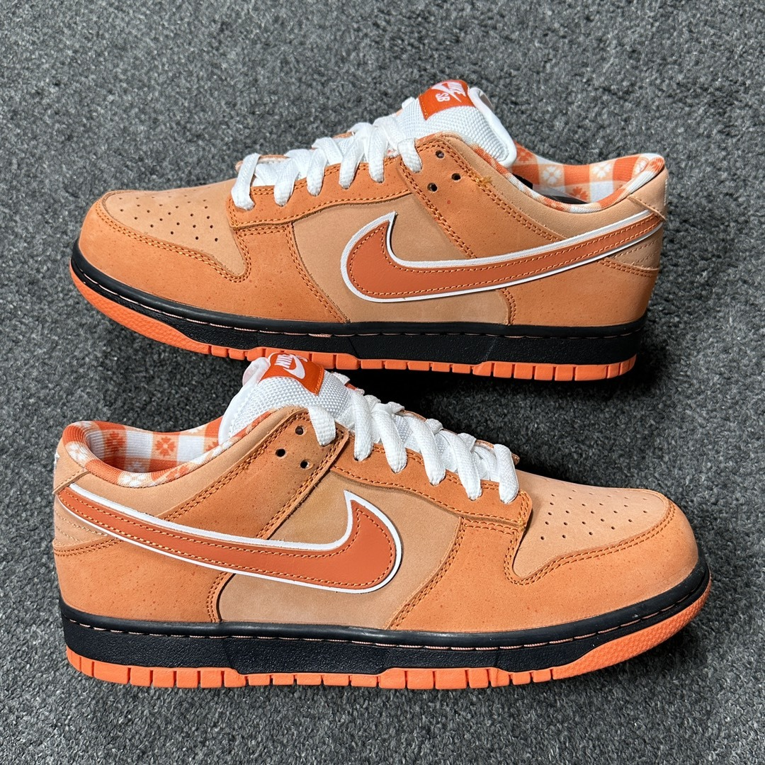 SB Dunk Low “Orange Lobster”