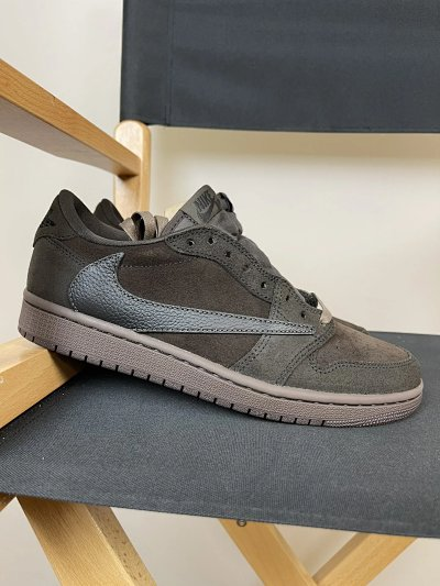 Air Jordan 1 Low OG x Travis Scott “Velvet Brown”
