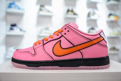 SB Dunk Low “Powerpuff Girls Blossom”